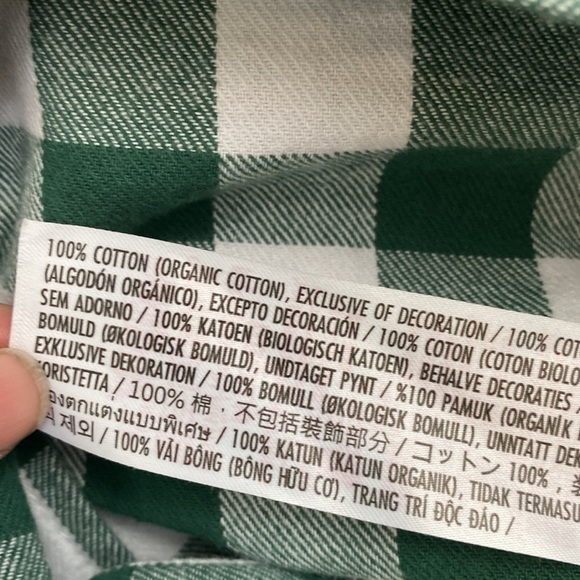 Disney 100% Cotton Flannel Button Down with Mickey Embroidery Size Small - Picture 6 of 6